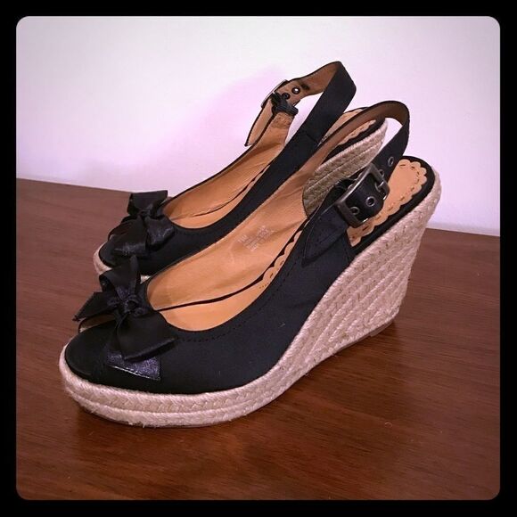 Perfect Nordstrom Boutique satin wedges - Picture 1 of 4